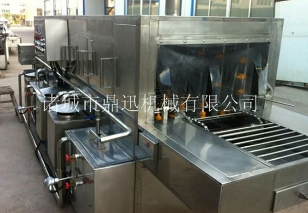 塑料筐清洗机3.png